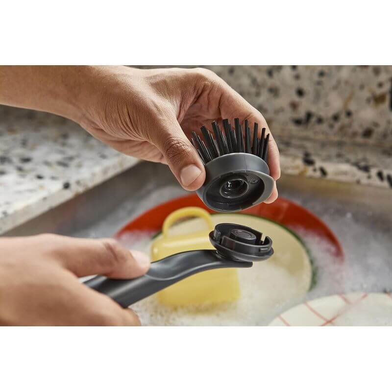Joseph Joseph Sintech Dish Brush With Replacement Head - Image 4